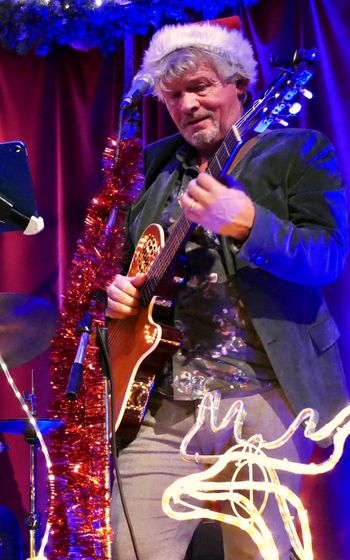 Christmas with Tip Jar, De Rozenknop, Eindhoven, December 14th. Photo Nicolette Verhoeven.
