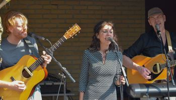 Heeze, April 7. Photo 4 by Edwin Swart.
