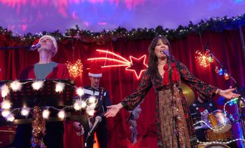 Christmas with Tip Jar, De Rozenknop, Eindhoven, December 14th. Photo Ronald Rietman.
