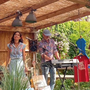 Gardensongs Festival, Diepenheim. August 21st. Photo Lian Smit.
