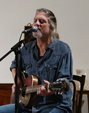 Walt Wilkins & Tip Jar, Rumpts Kerkje, Rumpt, October 19th. Photo Nicolette Verhoeven.

