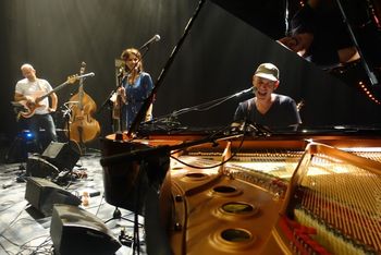 Soundcheck Theater de Lievekamp, Oss. September 30 2017. Photo 2 by Jonathan Heywood.
