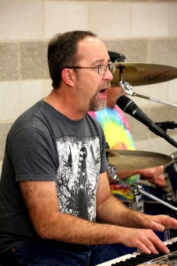 Lee at Chaifetz Arena photo by Brian DeLoche

