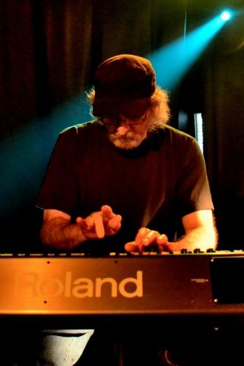 Ed Synan at Rockers by Photo Joe
