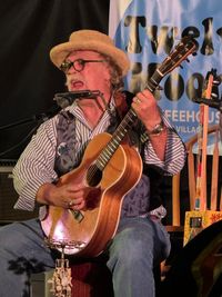 David Reed ~ "Americana Groove Music from the Caribbean to the Delta"