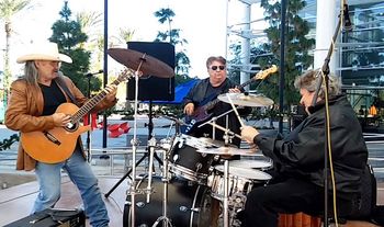 The Ian Kirk Band, Ian Kirk, Steve Paroni, Dave Rose.
