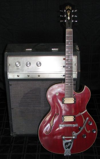 Guild Starfire III w/Montgomery Ward amp.
