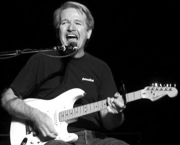 Austin Jimmy Murphy Opening up for Johnny Winter at the Plaza Theatre in El Paso, TX, 2009.
