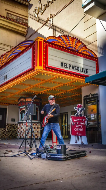 Busking. Photo by Keith B., Instagram, coffee2coctails photography.
