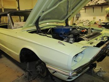 66_T-Bird_right_front_fender
