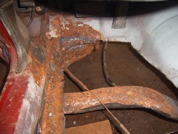 74_Chevelle_front_left_side_cut_out
