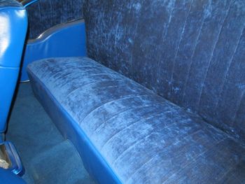 custom_interior_rolled_and_pleated_rear_seats_3000
