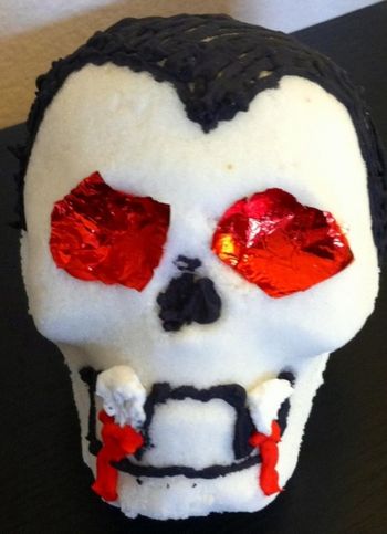 2013 Sugar Skull 02 "Vampire"
