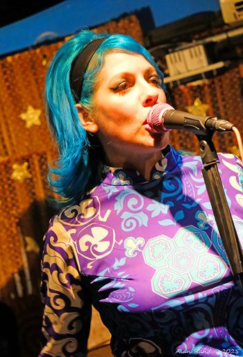 Meghan at Otto's Shrunken Head, NYC - photo by Alan Rand
