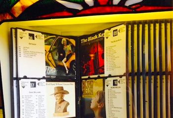 Dominie's Bar Juke Box Photo by D. Eckstein
