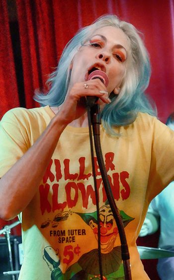 Meghan at Bill Popp's annual fundraiser for the American Heart Association - Irish Whiskey Bar, Astoria. Photo by Alan Rand
