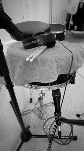Vigorously towelled snare. Photo by Mark Gatland.
