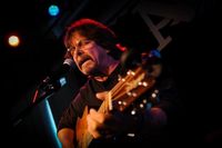 Feature Performer
