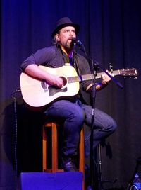 Stephen Evans LIVE on Instagram at stephenevansmusic