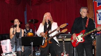 IMG_8212800x533-_Copy
