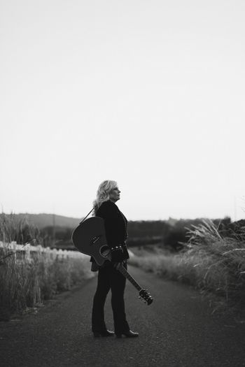 Julie bw

