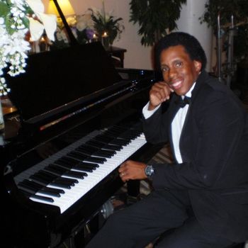Solo Piano Performance
