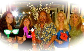 party playen at a party 2015

