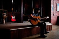 Timothy Hurley (Solo)