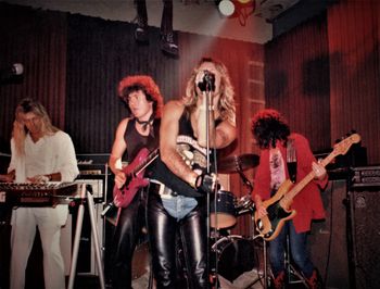 GREGG GIUFFRIA, DONALD DEAN, VINCE NEIL, & JIMMY BAIN
