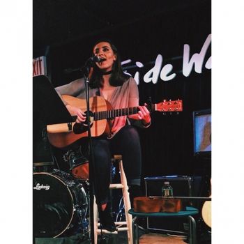 Guitar1
