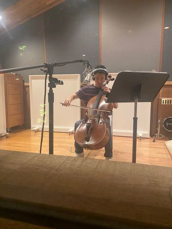 Ken Oak - Cello
