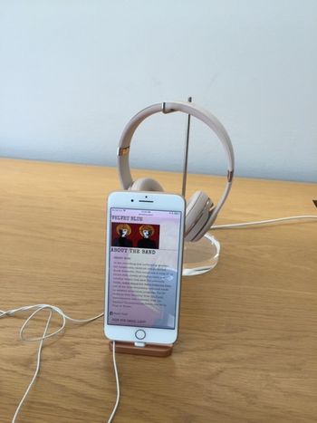Random sighting at the Apple store
