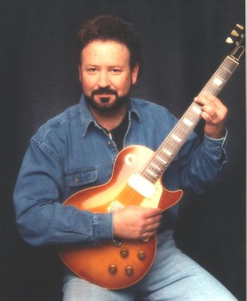 WWJ_with_his_58_sunburst_Les_Paul
