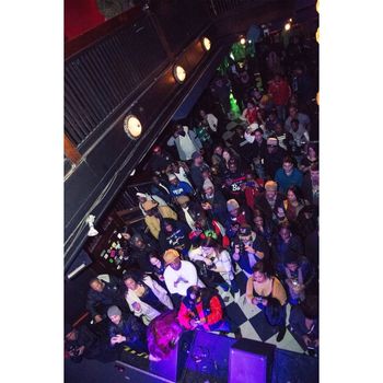 DA_CROWD_2
