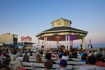 190811_jimmiesRehobothBandstand__02_r
