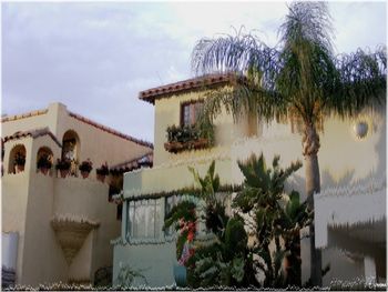 La Villa Strangiato
