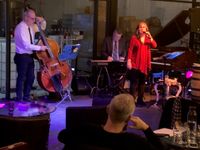 Ilana Waldston and the Jazz'n'Laughs Band