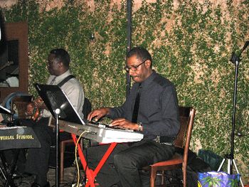 New Years Eve Smooth Jazz/R&B/Pop at Bistro 45 in Pasadena, CA
