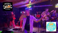 Salty's Beach Bar