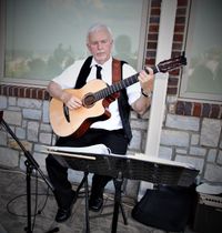 Solo guitar at Chez Renee!