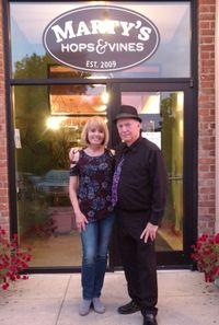 Susan and Moi at Marty's Hops and Vines