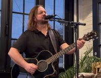 The Vintage: Ron Tippin solo acoustic
