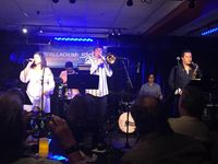 O Som Do Jazz & Jose Valentino