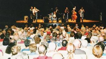 I think we're in Ashville, NC- My, how attentive the crowd is!
