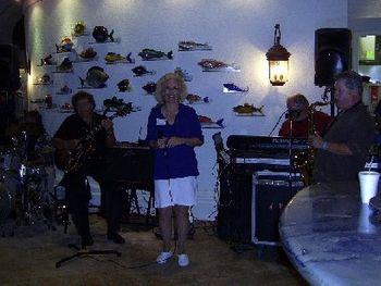Oct 2007, With "Les More & The Contradictions" Blues Band: (Tim Goodman, keyboard/vocals; Harry Drew, sax; Jacky Lee, guitar/vocals; Trimble McCullough, drums. (PHOTO BY RIC STEVENSON)
