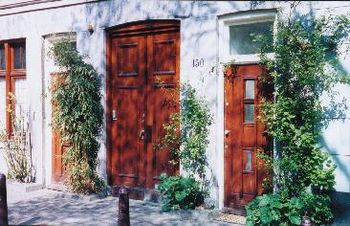 Amsterdam - studio 150 doorway
