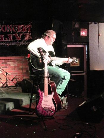 Big Fish Pub Tempe, AZ 4/28/12 (2)
