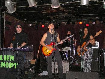 Kenny's Castaways Aug 2005
