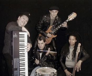 2004 Aliens
