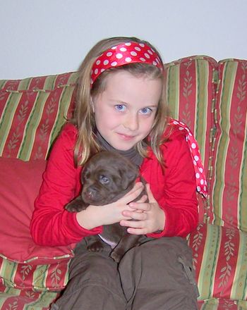 Bij Jeanine op schoot.
